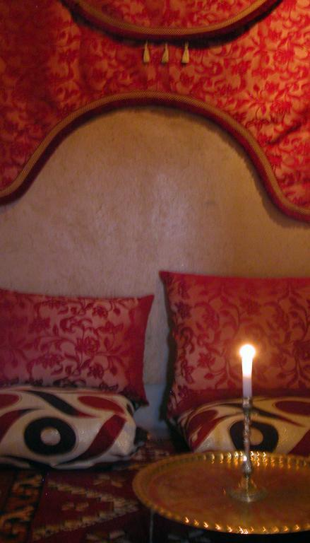 Kasbah Iswan Bed & Breakfast Kelaat-M'Gouna Luaran gambar